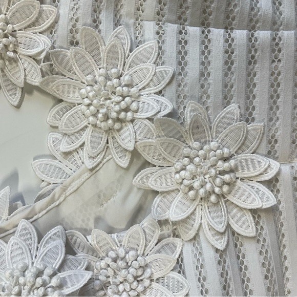 Nanette Lepore Daisy Embroidered Stripe Mini Dress Bridal White Bell Sleeve US 2 - Picture 5 of 7